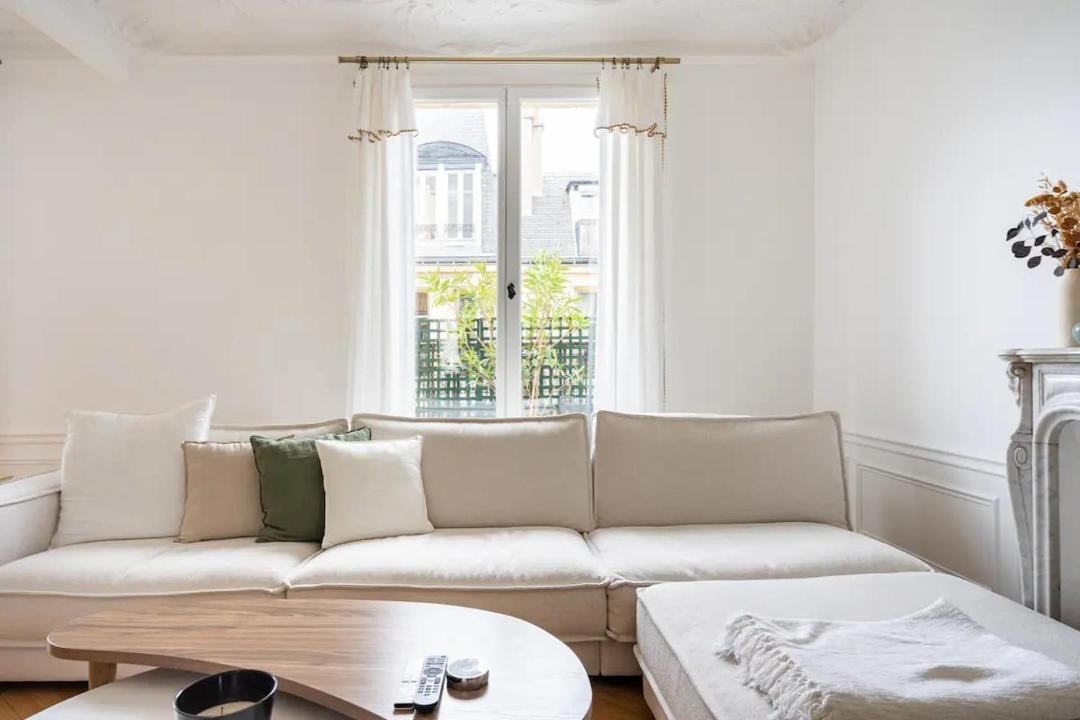 Photo of Others in Neuilly-sur-Seine