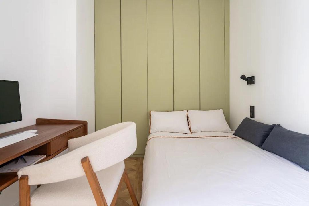 Photo of Others in Neuilly-sur-Seine