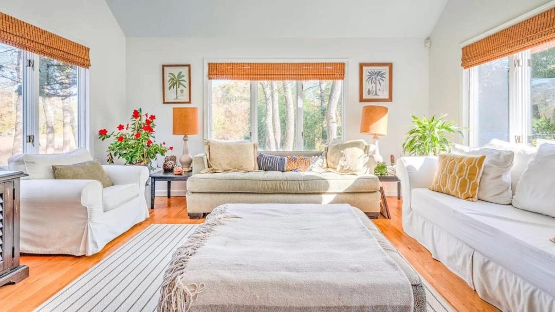 Photo of Others in Tuckahoe