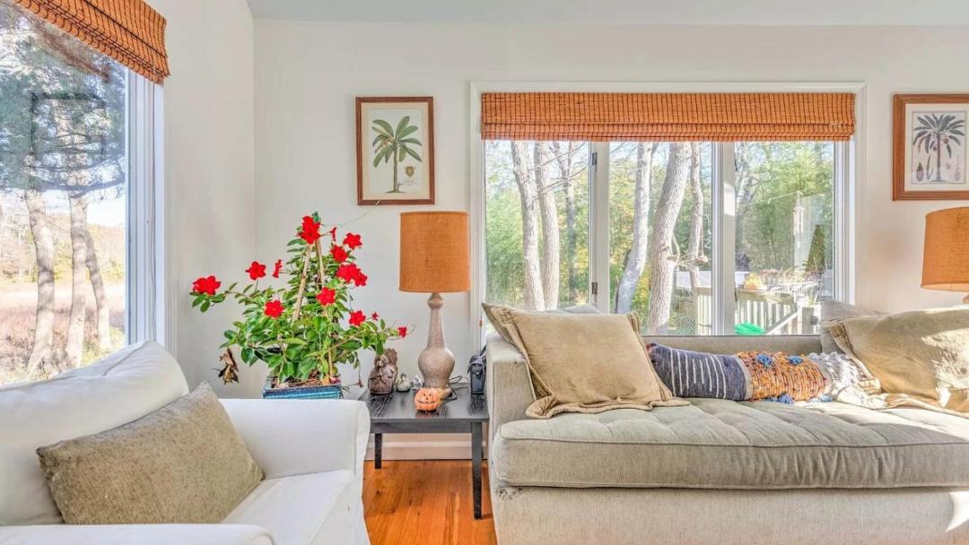 Photo of Others in Tuckahoe