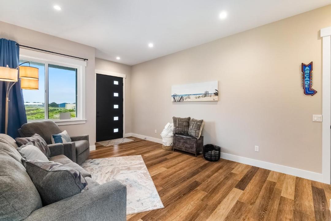 Photo of Others in Westport