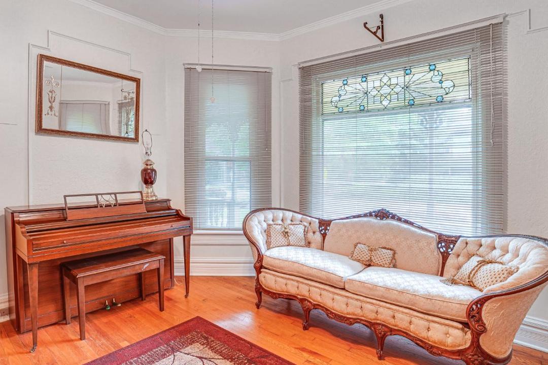 Photo of Others in Champaign