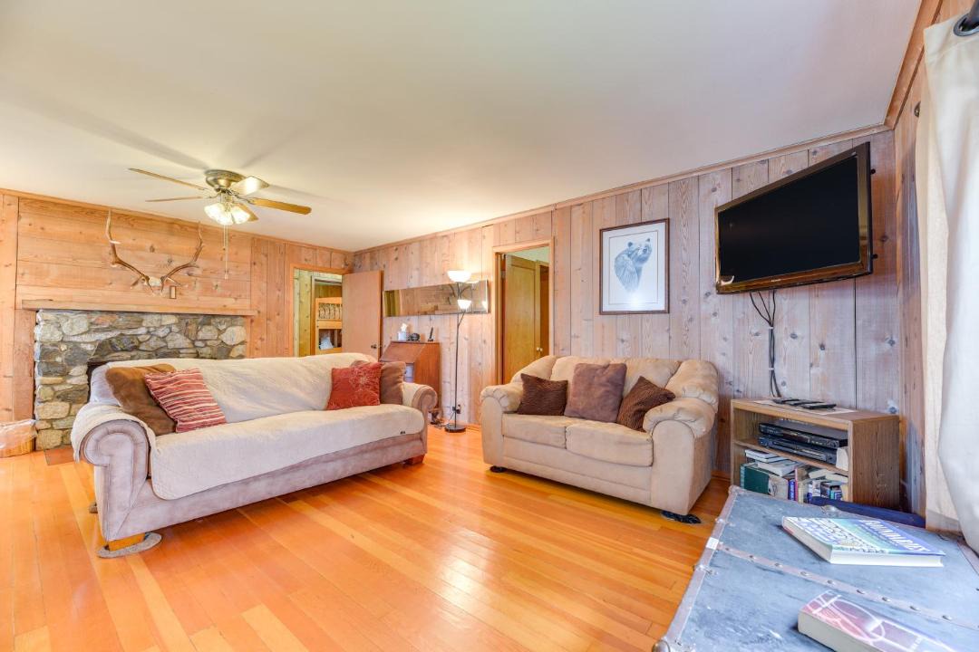 Photo of Others in Grapeview