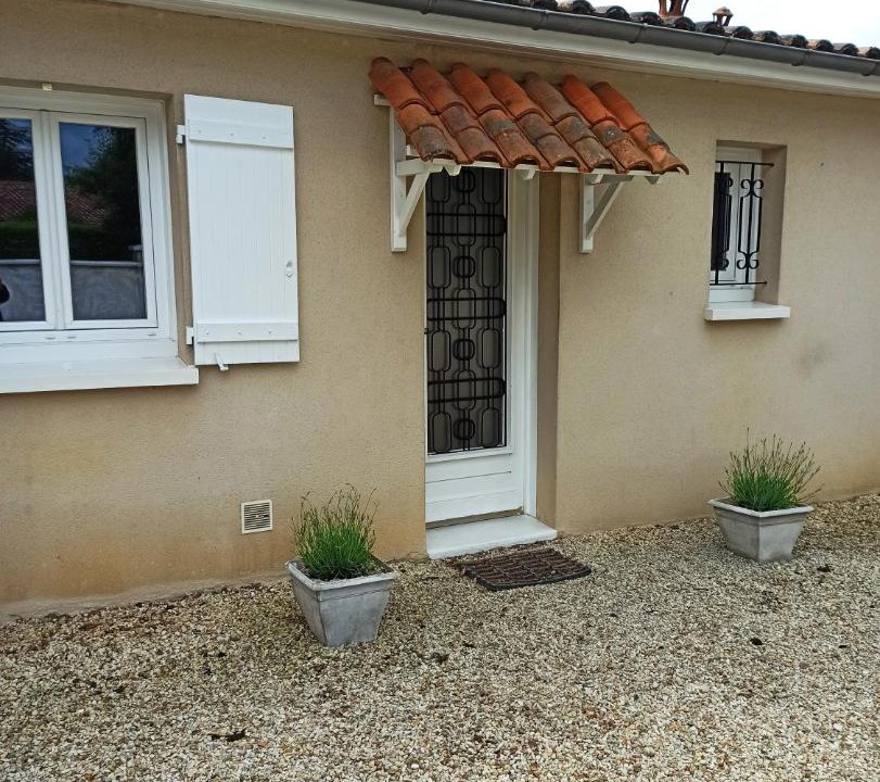 Photo of Others in Linars