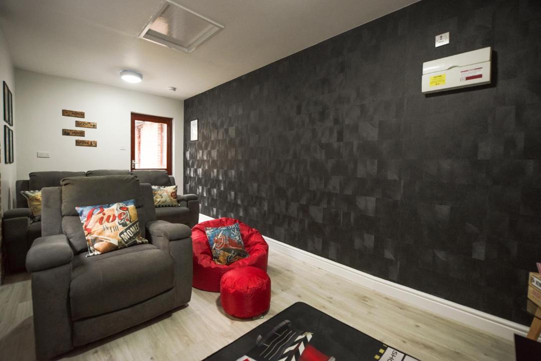 Photo of Livingroom in Reading