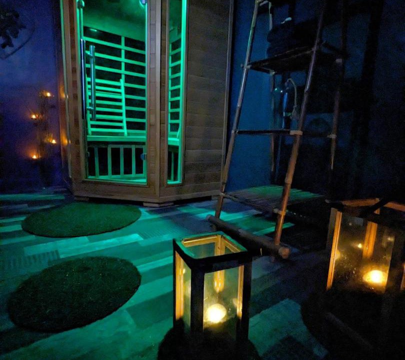 Photo of Others in Le Passage