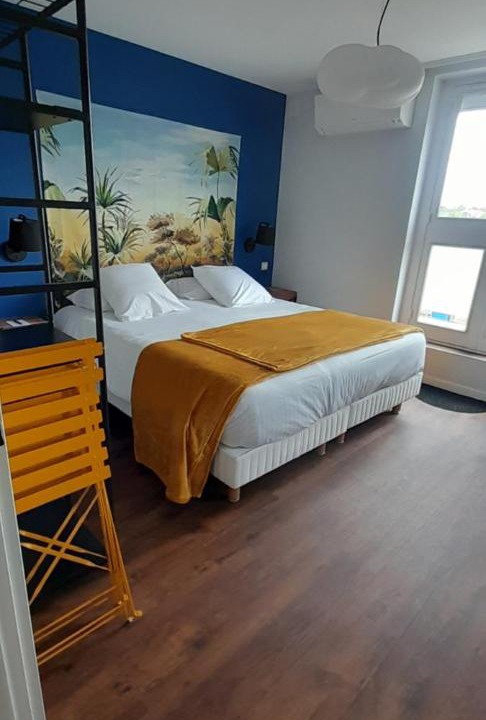 Photo of Others in Epernay