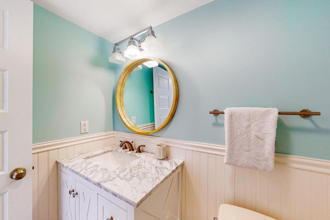 Photo of Bathroom in Heron Harbour Isle