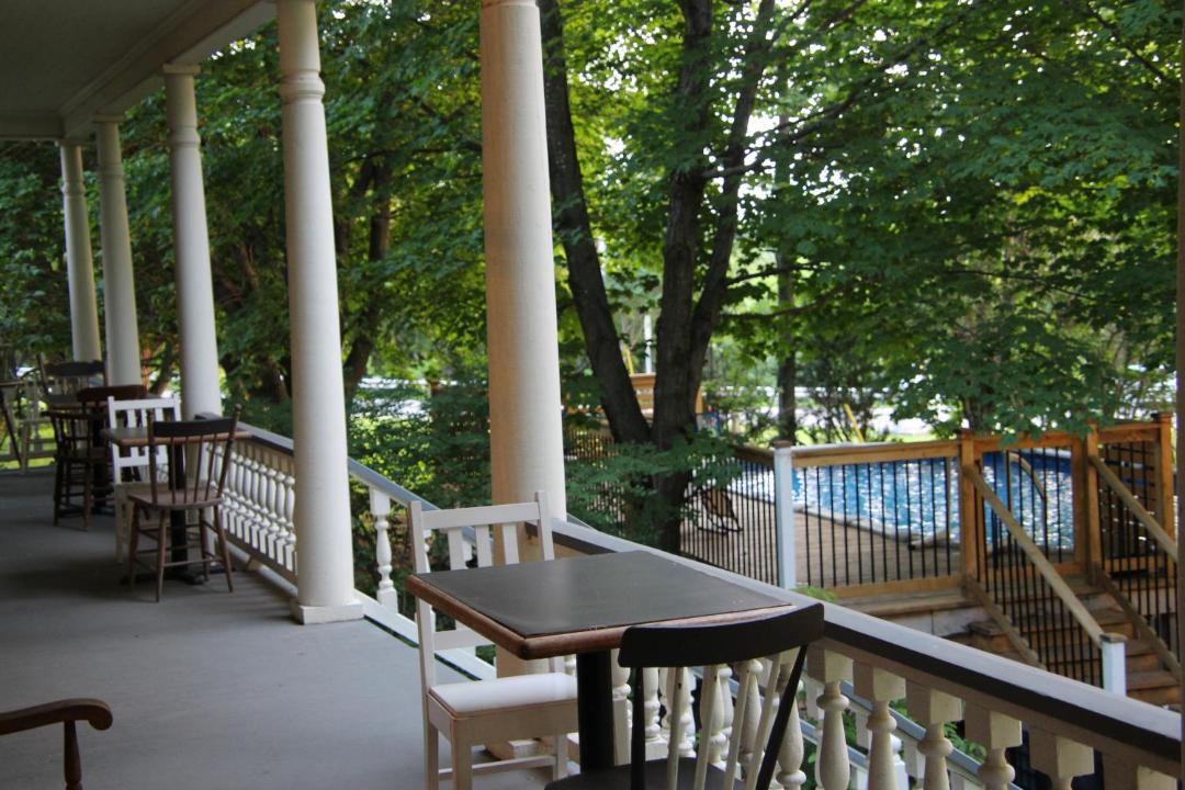 Photo of Patio Balcony in Saint-Pacome