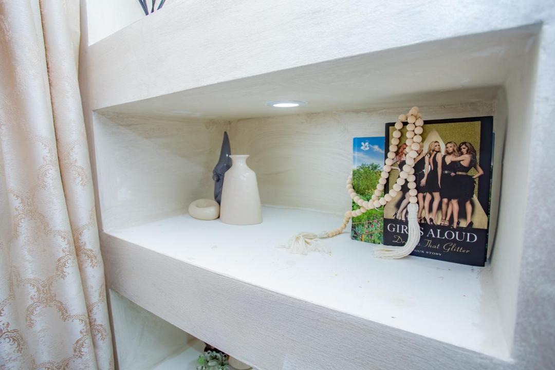 Photo of Others in Openshaw