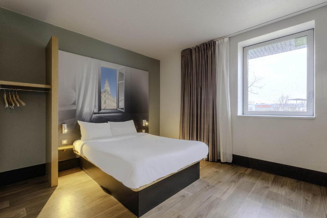 Photo of Others in Arras