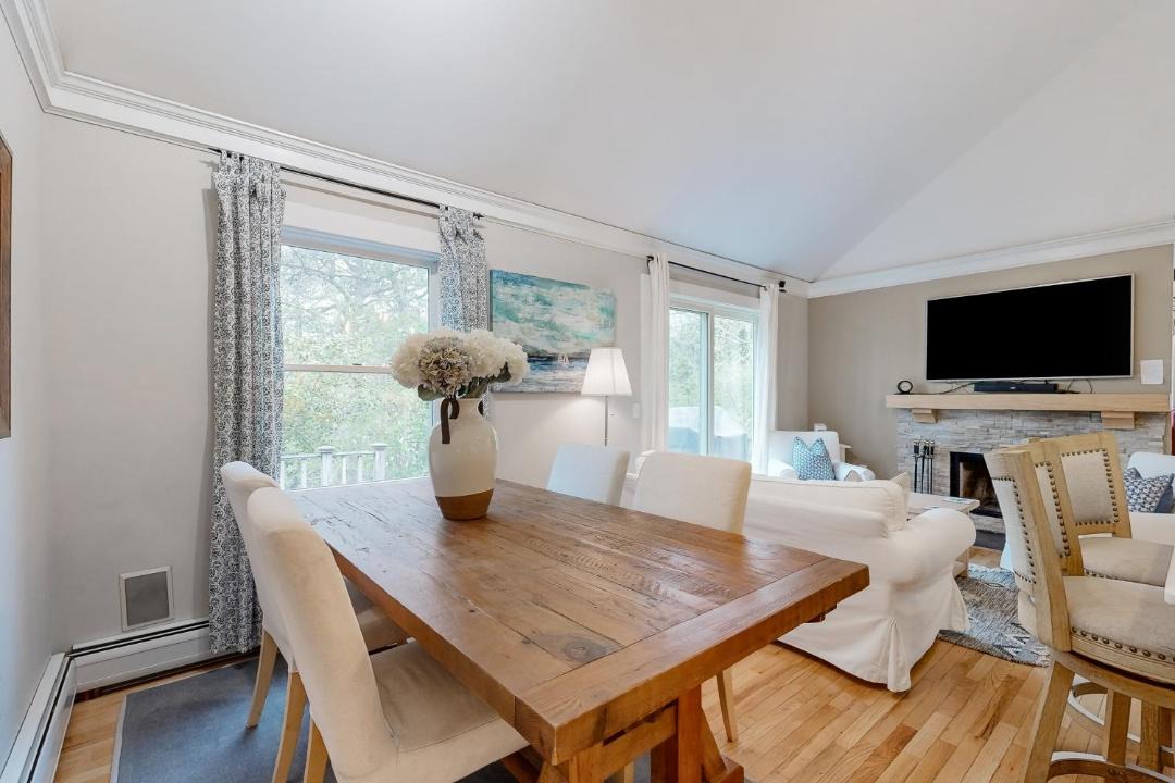 Photo of Others in Edgartown