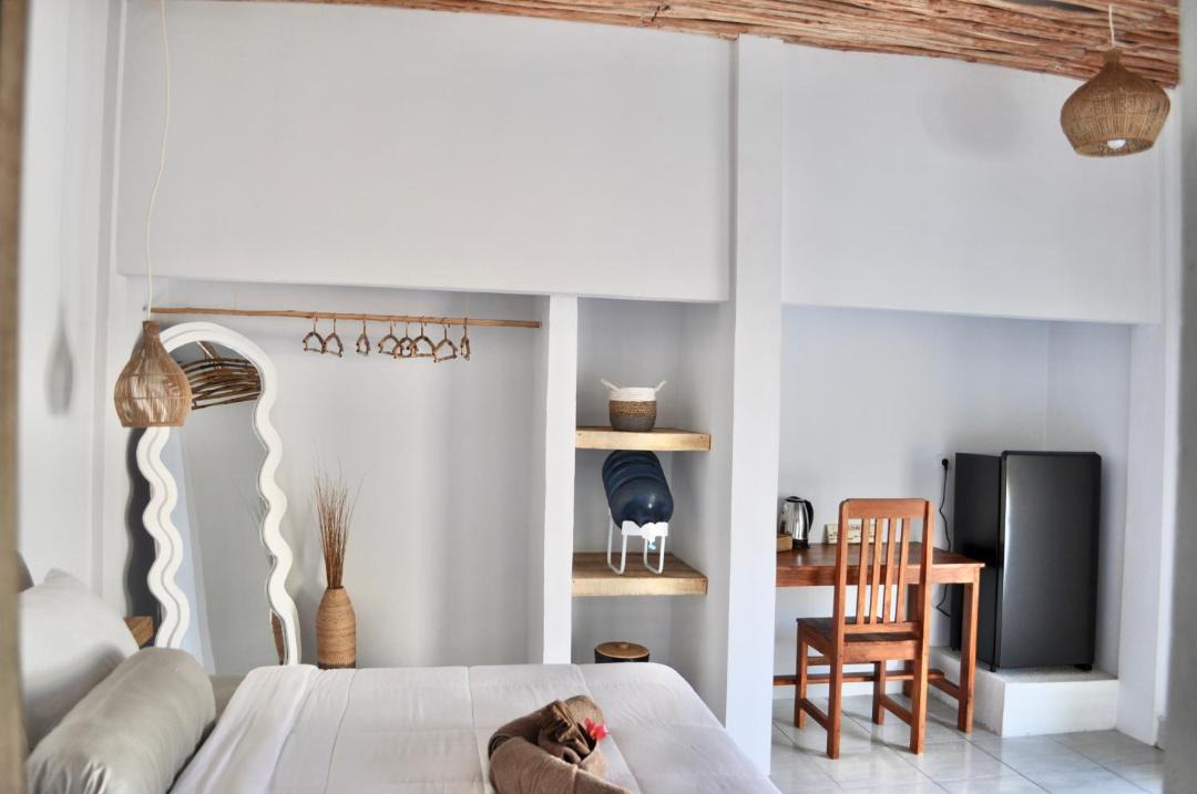 Photo of Others in Selong Belanak