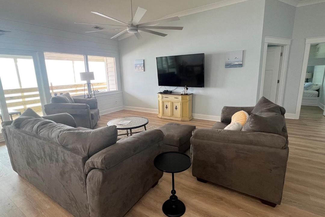 Photo of Livingroom in Surfside Beach