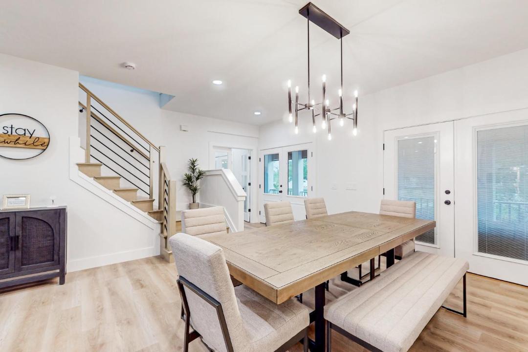 Photo of Others in Long Neck