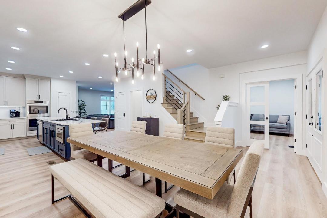 Photo of Others in Long Neck