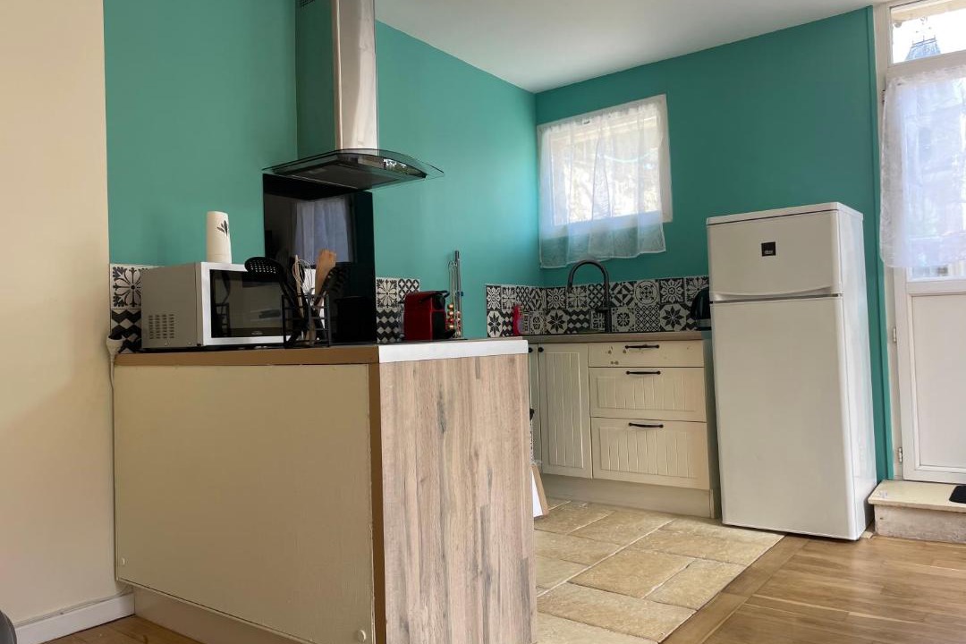 Photo of Others in Vauxbuin