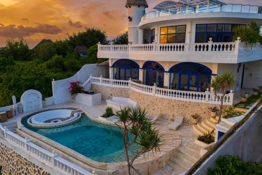 Photo of Others in Mushroom Bay