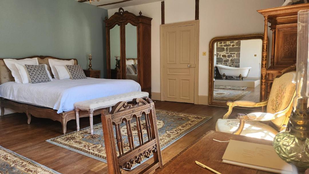 Photo of Bedroom in Anglards-de-Salers