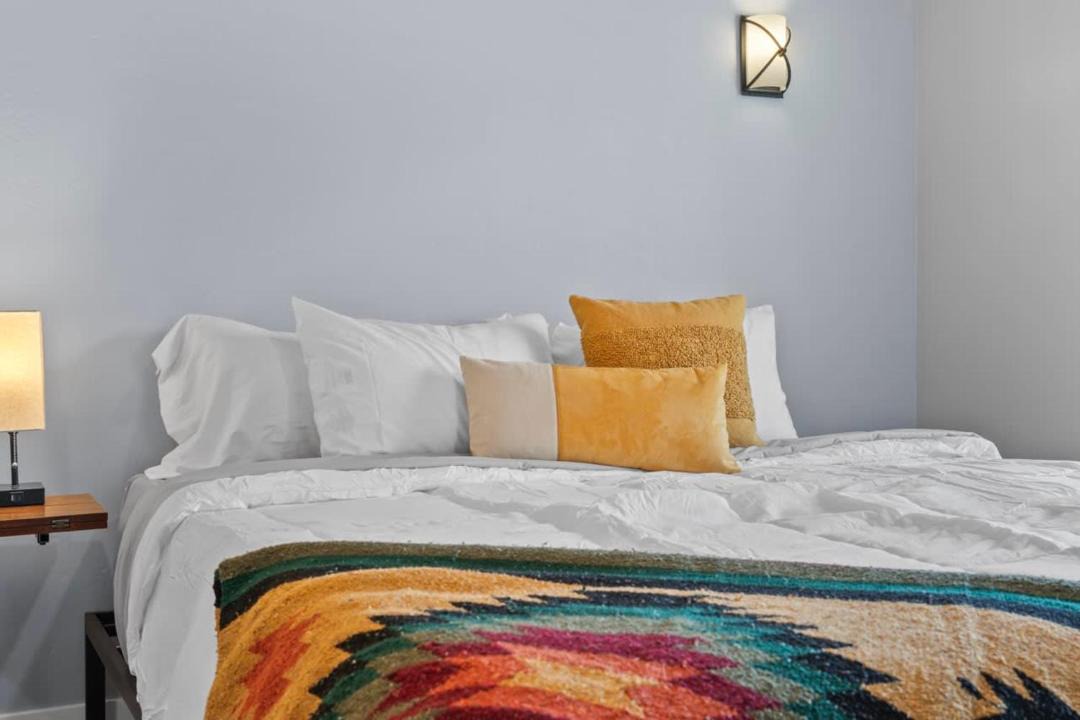 Photo of Bedroom in South Perry District