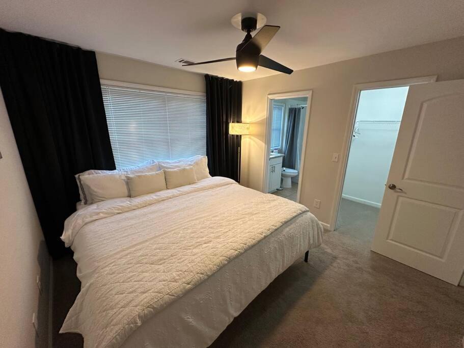 Photo of Bedroom in Atlanta