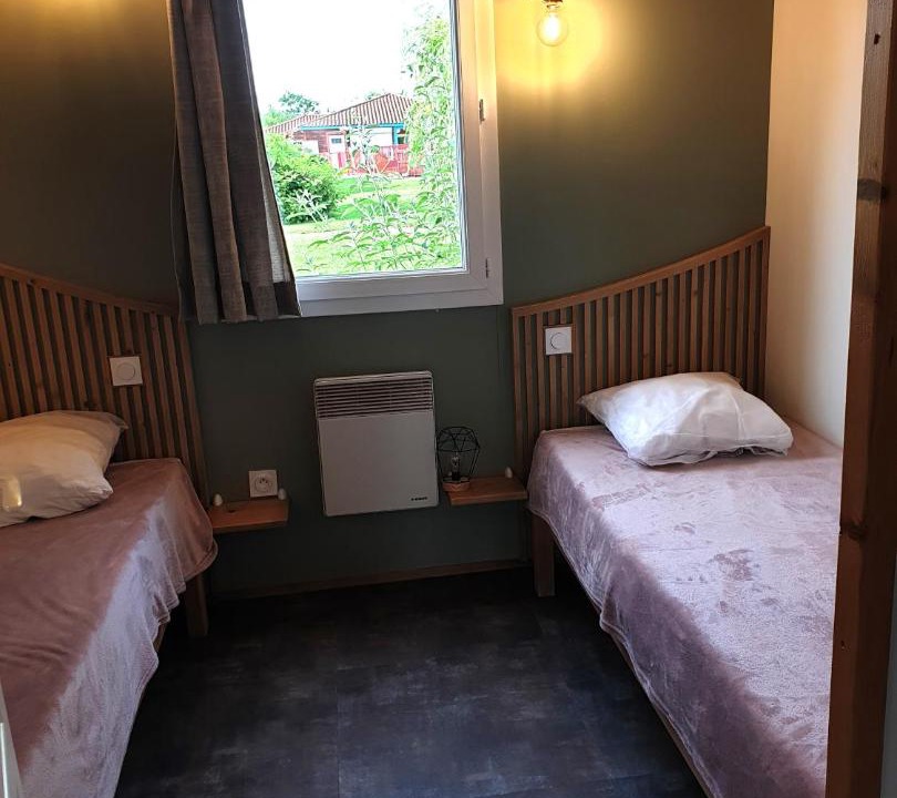 Photo of Others in Poncins