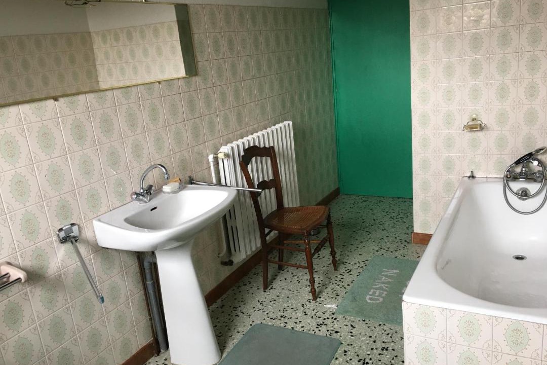 Photo of Bathroom in LIsle-en-Dodon