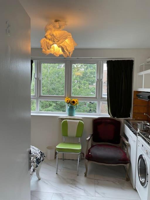 Photo of Others in West Kensington