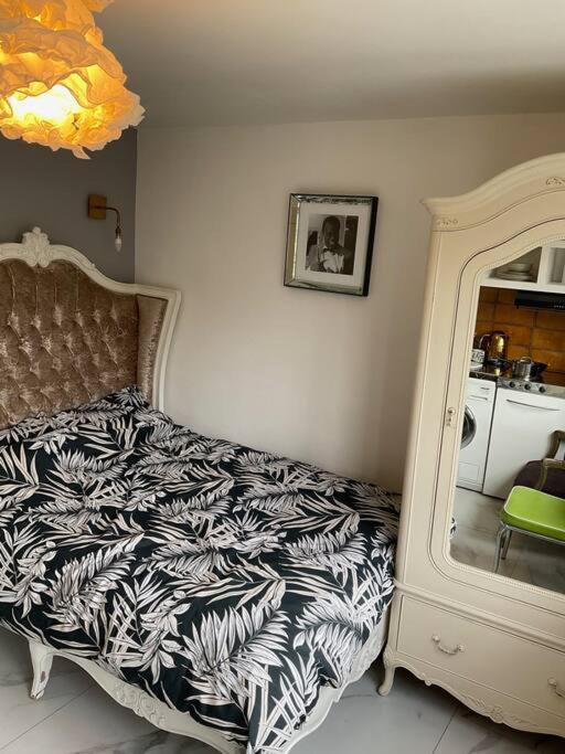 Photo of Bedroom in West Kensington