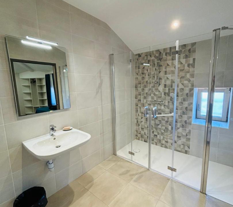 Photo of Bathroom in Coise