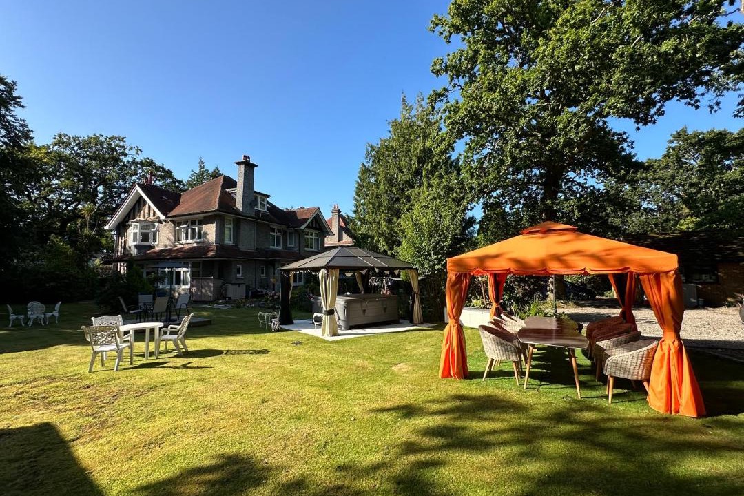 Photo of Others in Winton