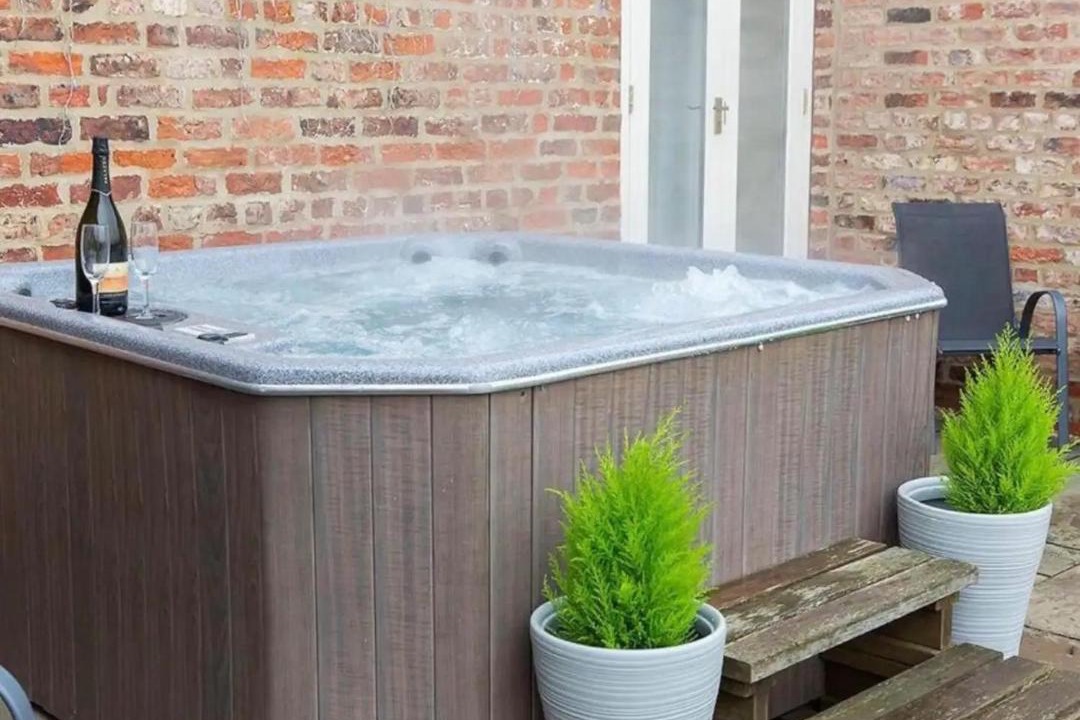 Photo of Others in Storwood