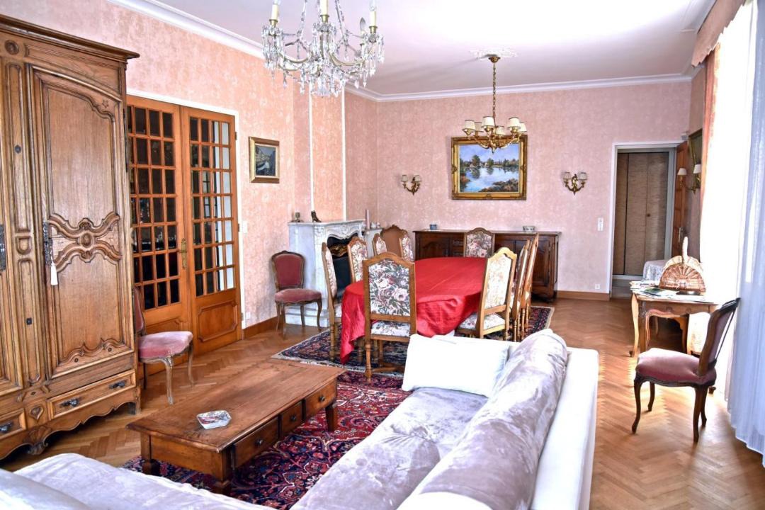 Photo of Livingroom in Charleville-Mezieres