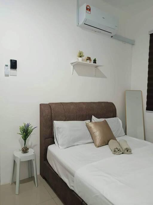 Photo of Others in Labu