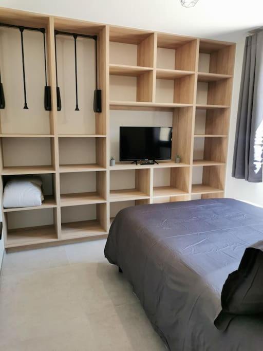 Photo of Bedroom in Evreux