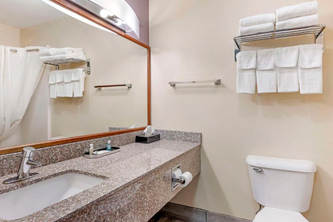 Photo of Bathroom in Wayne