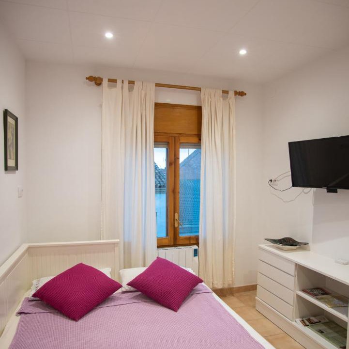 Photo of Bedroom in Linyola