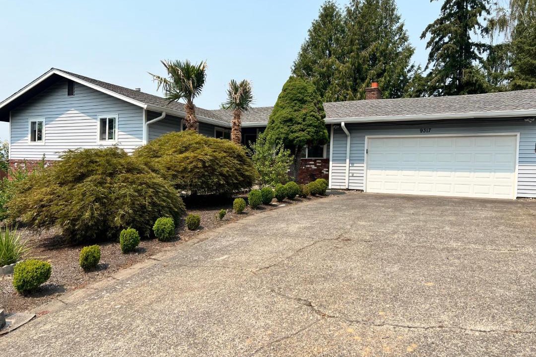 Photo of Others in Lents