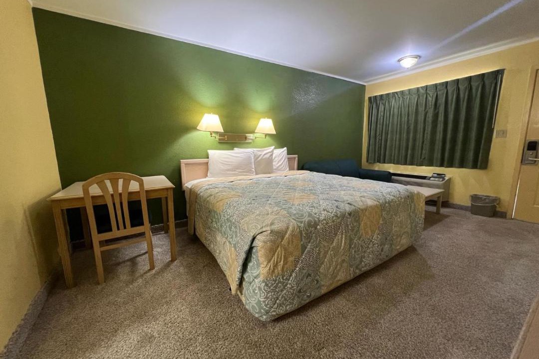 Photo of Bedroom in Cuero