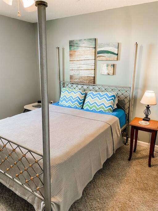 Photo of Bedroom in Cypremort Point