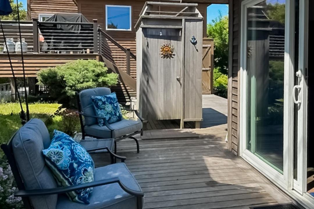 Photo of Patio Balcony in Ocean Bay Park