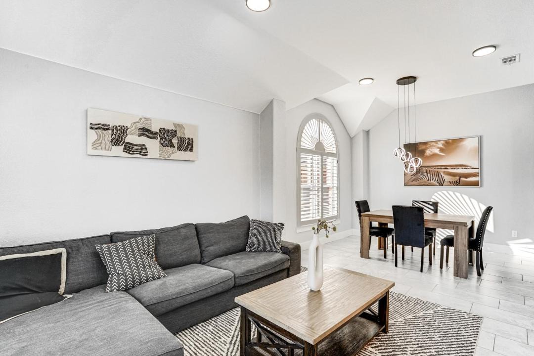 Photo of Livingroom in Fossil Creek