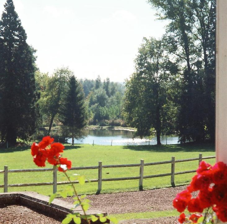 Photo of Others in Maissemy