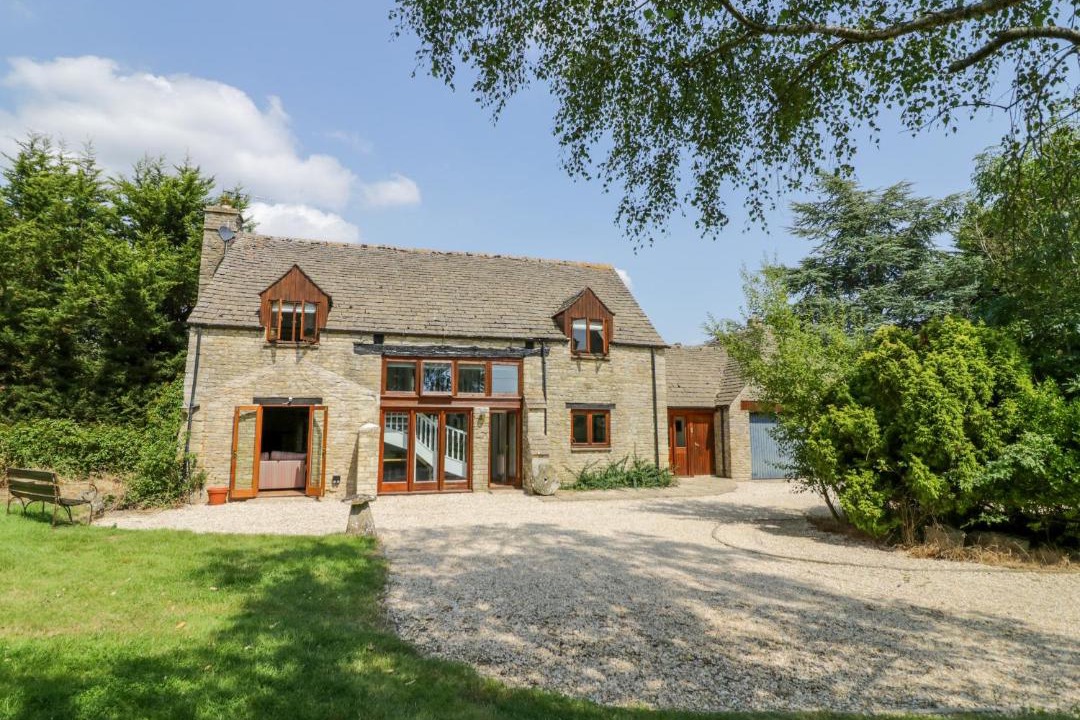 Photo of Others in Witney