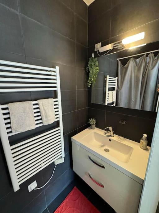 Photo of Bathroom in Silly-Gallieni