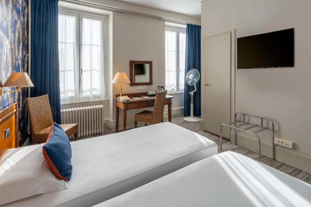 Photo of Bedroom in Nevers