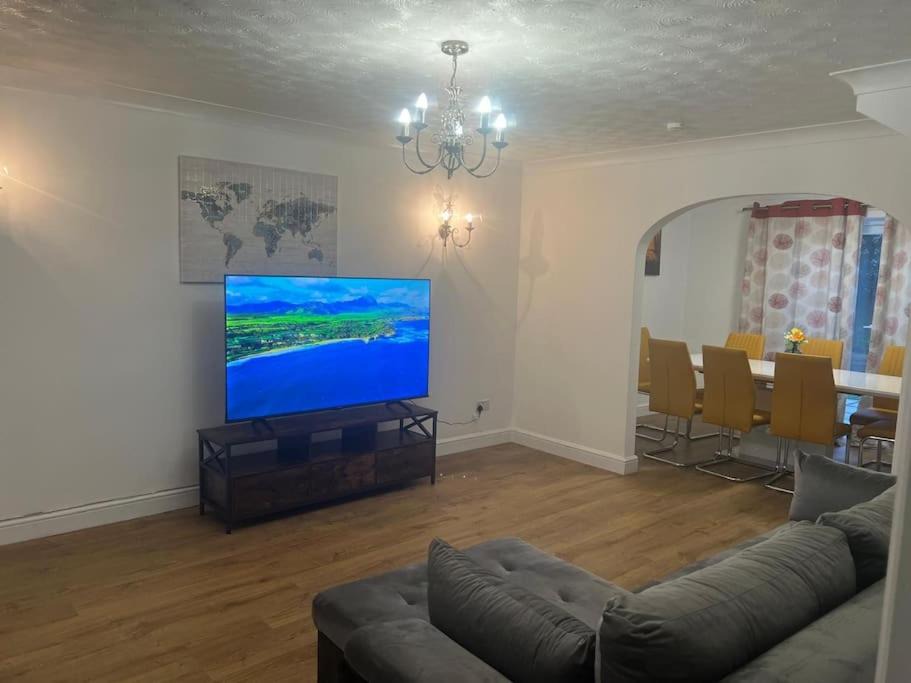 Photo of Livingroom in Bradley Stoke