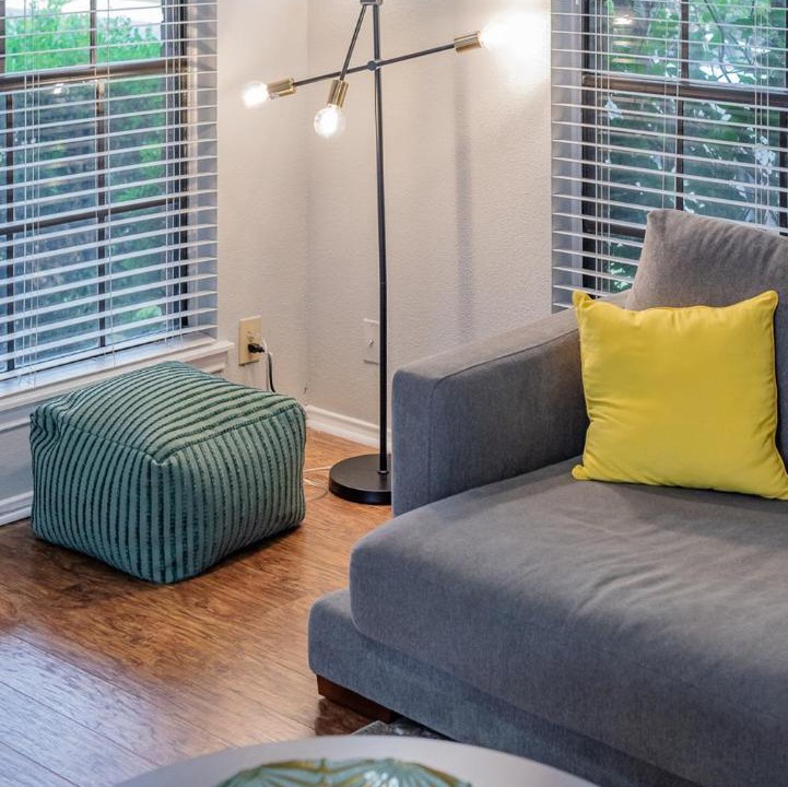 Photo of Livingroom in Riverbend of Camino Real