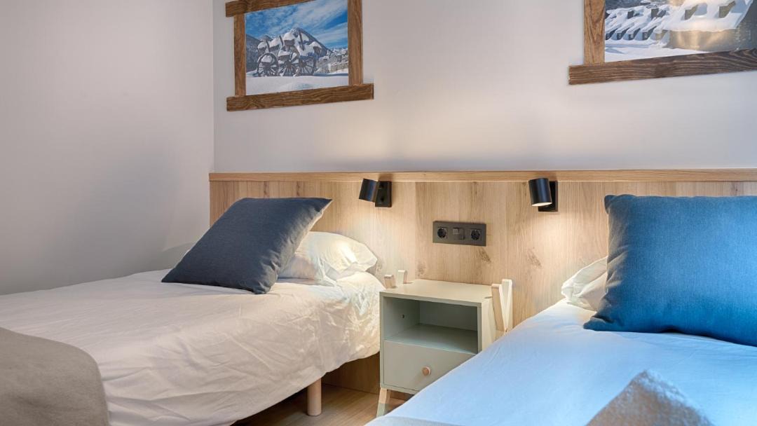 Photo of Bedroom in Les