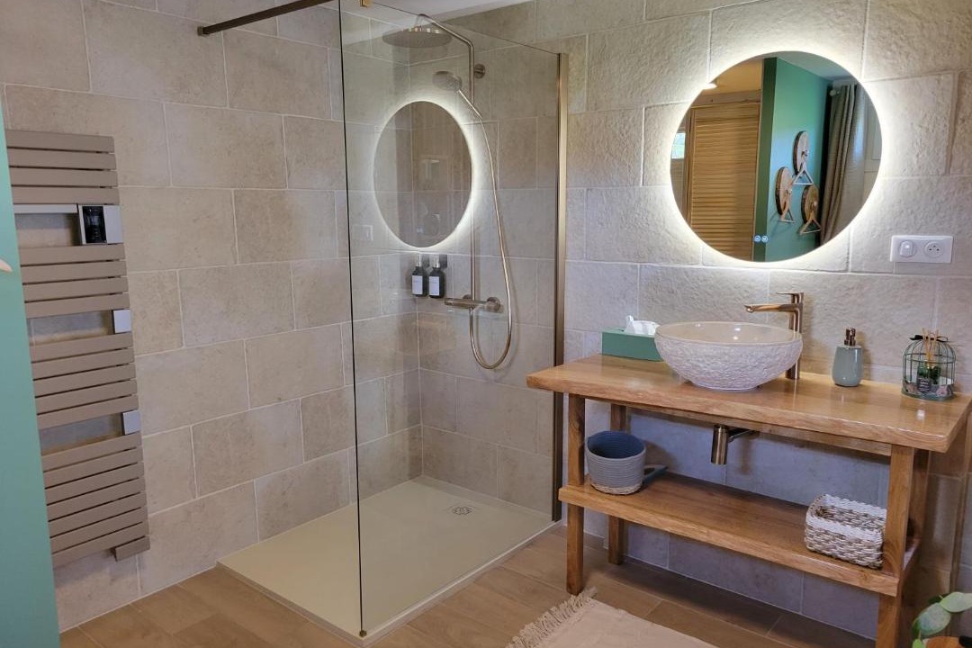 Photo of Bathroom in Montferrat